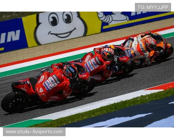 MotoGP赛场风云再起顶级车手激战引爆新赛季全球瞩目巅峰对决