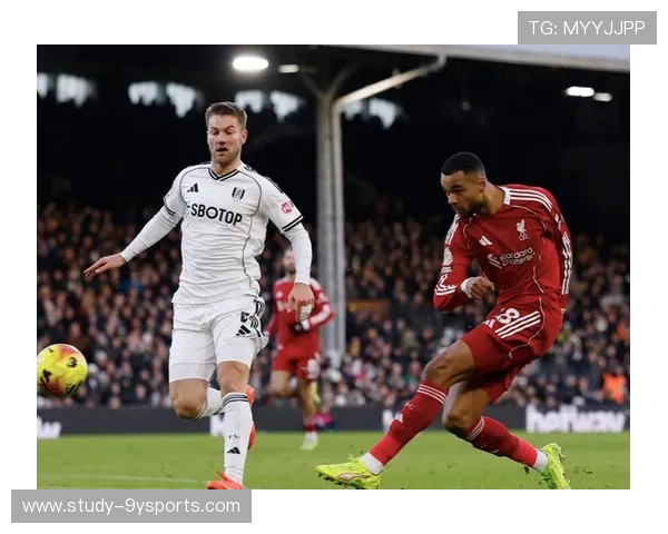 豪门对决再掀高潮年轻球星绝杀引爆全场热议联赛争冠形势骤变升温 豪门对决再掀高潮年轻球星绝杀引爆全场热议联赛争冠形势骤变升温