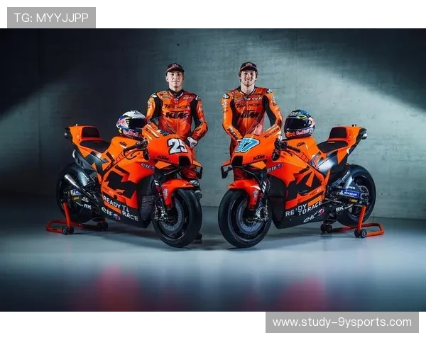 MotoGP赛季激战正酣 各车队车手争夺世界冠军荣誉上演巅峰对决 MotoGP赛季激战正酣 各车队车手争夺世界冠军荣誉上演巅峰对决