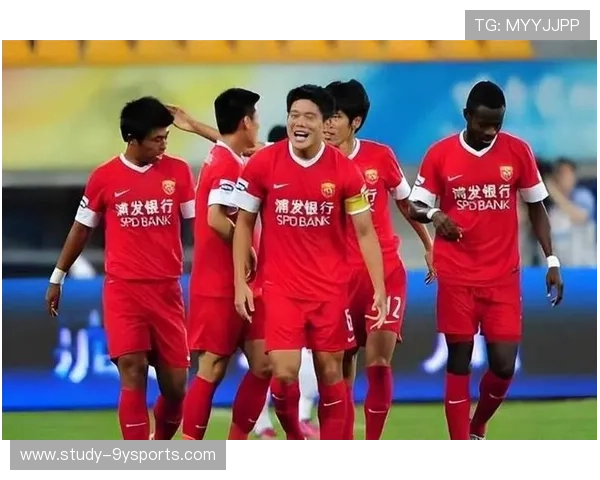 新赛季激战正酣多支豪强强势崛起球迷热议冠军归属走势再掀高潮