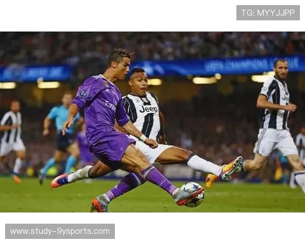 本赛季焦点对决持续升温多支强队激烈角逐冠军归属悬念再起