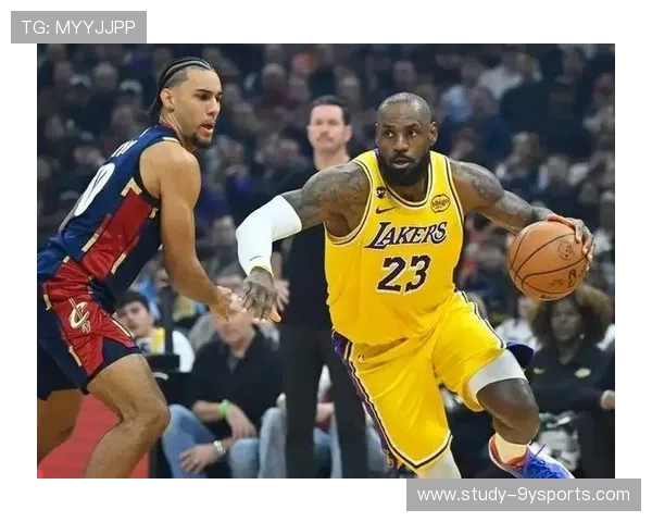 湖人逆转勇士险胜 詹姆斯再创季后赛个人纪录